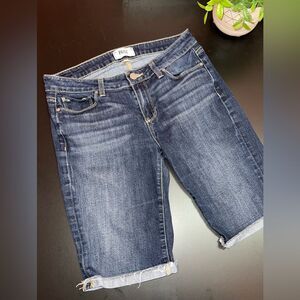 PAIGE Jax Knee Bermuda Mazetti Dark Blue Jean Shorts Size 28 EUC